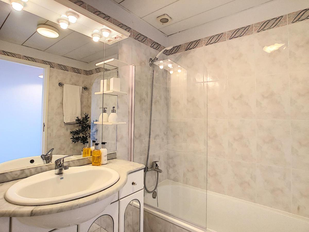 Sea N' Sun Apartment By Lovelystay Рибейра-Брава Экстерьер фото